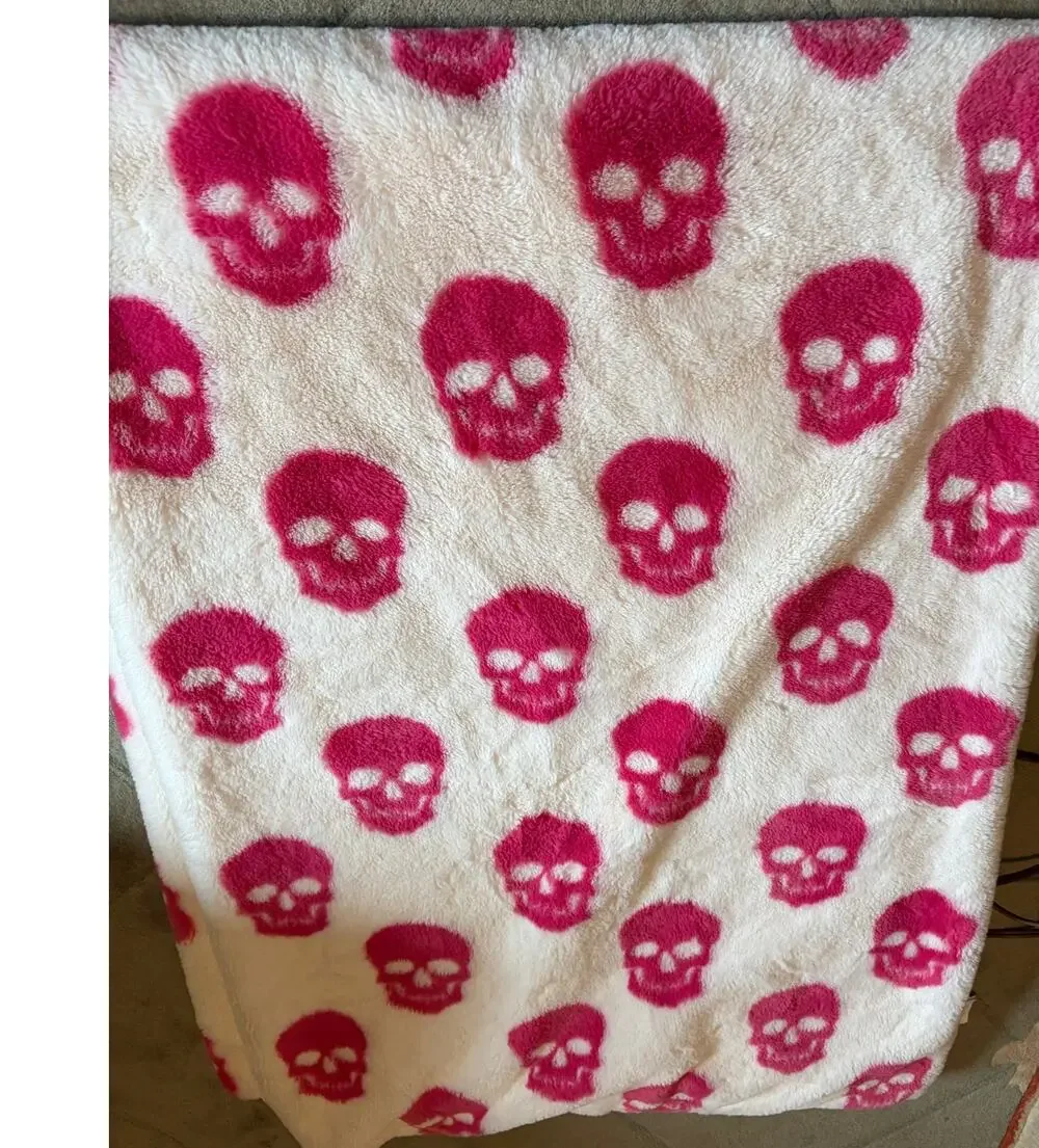 Rachel Zoe Pink Skull Faux Fur Throw Blanket 50x70 Halloween Gothic Plush